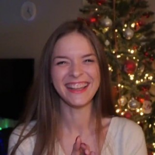 Проверенные любители, демонстрирующие порно грязь, Эллиса Лео