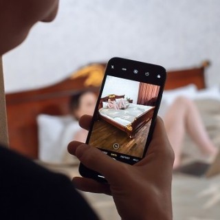 Раскрутил молодку на качественную еблю