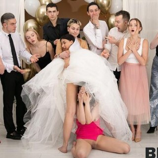 При всех потрахал невесту