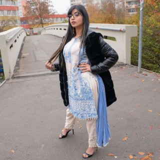 Снял сиськастую телочку для траха