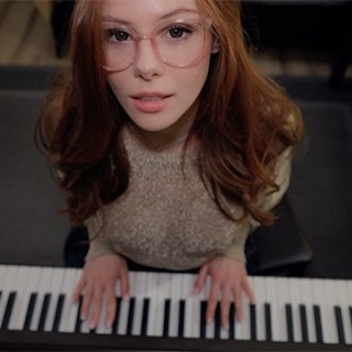 Шикарную деваху выебал ее любовник