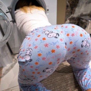 Милашка застряла в стиралке и сводный брат ее выебал