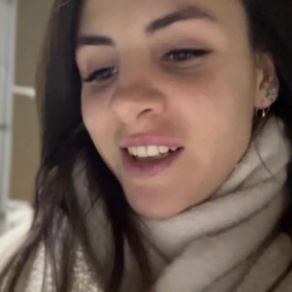 Грудастая шлюха круто сосет